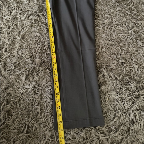 Dockers Men's Gray Easy Khaki Pants new with tags size 38X30 - Picture 3 of 5